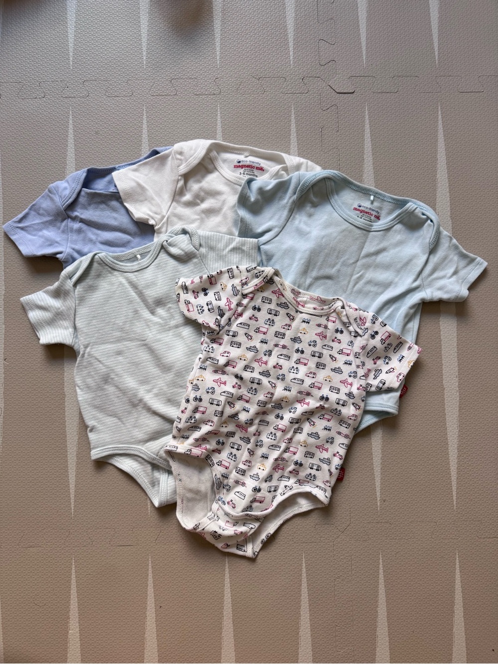 Magnetic Me 5-Pack Short Sleeve Bodysuits